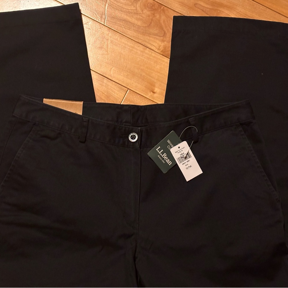L.L. Bean Women's Black Favorite Fit Chino Pants 10P